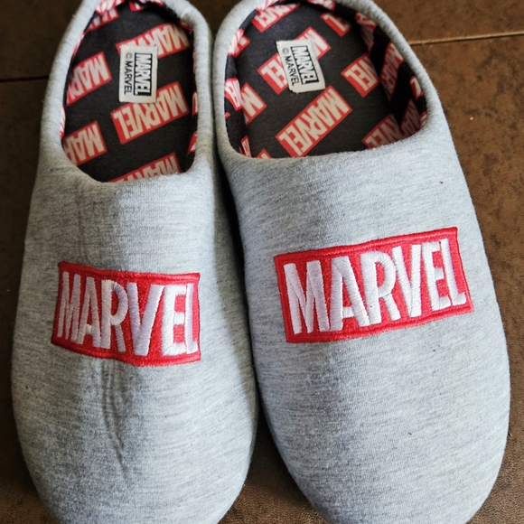 Marvel Bundle - Picture 2 of 5